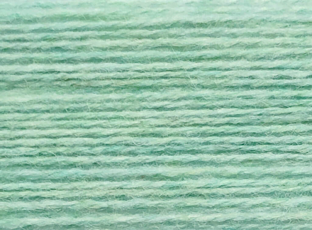 1037 Giada · riferimento colore del filato